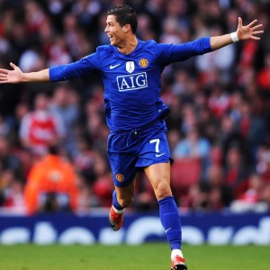 爱游戏|全华班申花力克卫冕冠军，吴金贵战术完胜郝伟