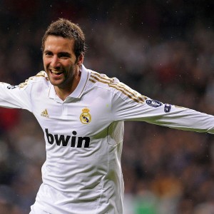 爱游戏-瑞士队世预赛大名单正式揭晓，阿坎吉、科贝尔与扎卡领衔，强阵出击冲击世界杯席位