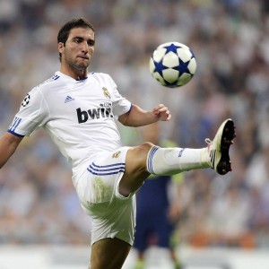 爱游戏官网_电竞产业新里程，2022年度中国电竞产业年会鹏城隆重召开，释放复苏与转型强烈信号