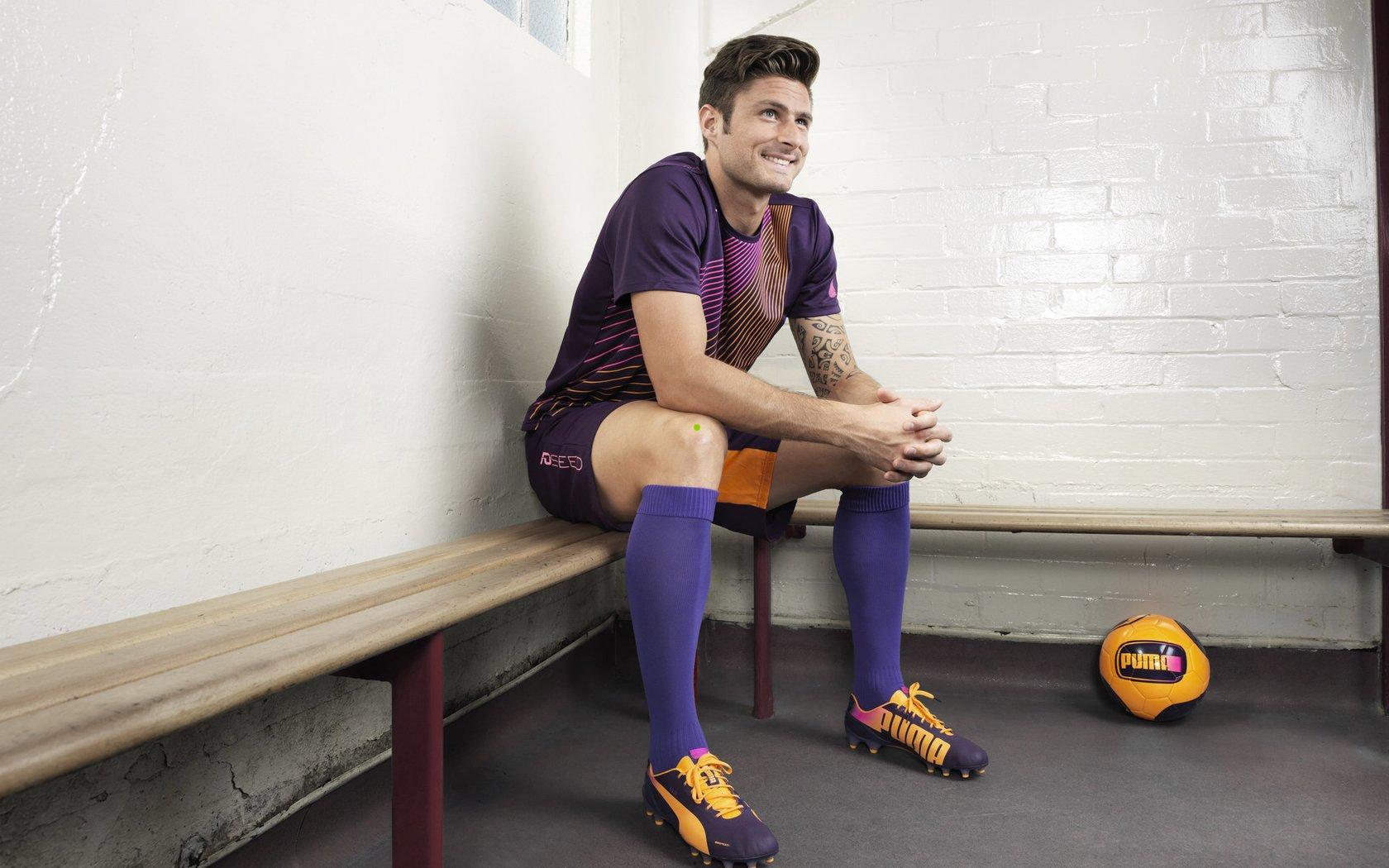 前线锐眼第十期聚焦，为国养士政策下，归化球员的情感风暴与幕后真相